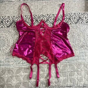 Elegant Pink Lace Lingerie